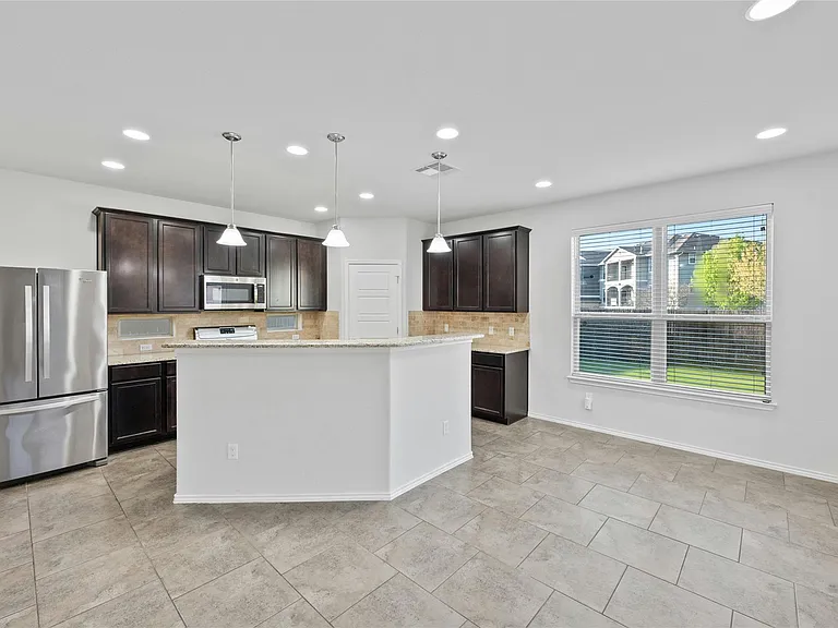 9924 Milla Cir — Photo 13