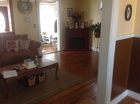Sold by Century 21 Milestone Realty | media 9