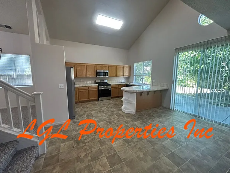 4116 Woodwillow Ln — Photo 8