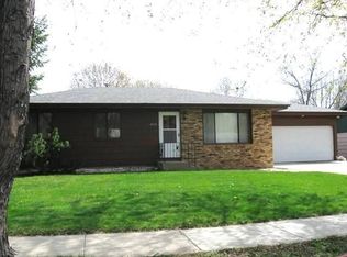 4112 S Holbrook Ave, Sioux Falls, SD 57106