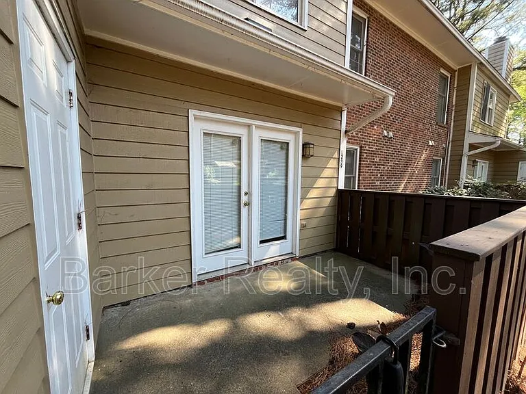 3239 Mill Run — Photo 10