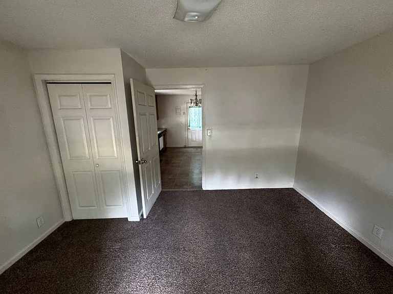 545 Christopher Rd — Photo 16