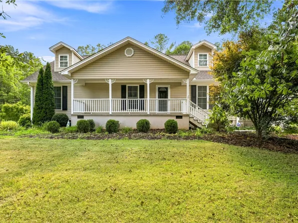 123 Richland Creek Dr, Westminster, SC 29693
