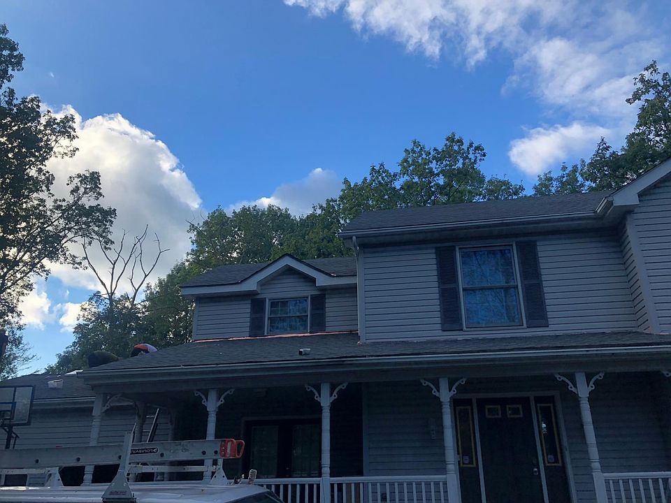 2nd image of 901 Lenape Ct
