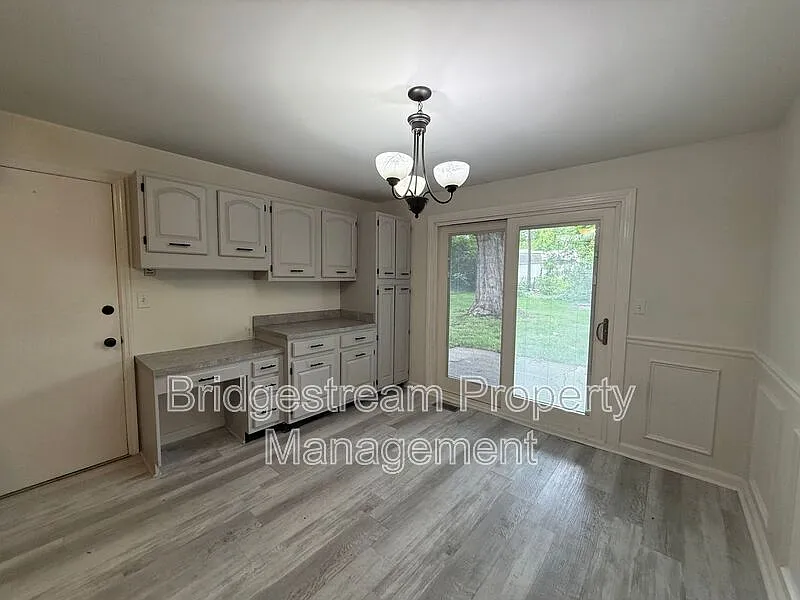 3 bed, 2.0 bath, 1546 sqft, $2,150 — Photo 4