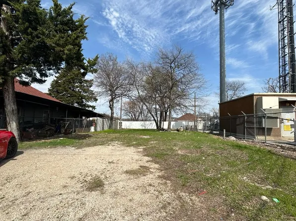 919 Church St, Dallas, TX 75203