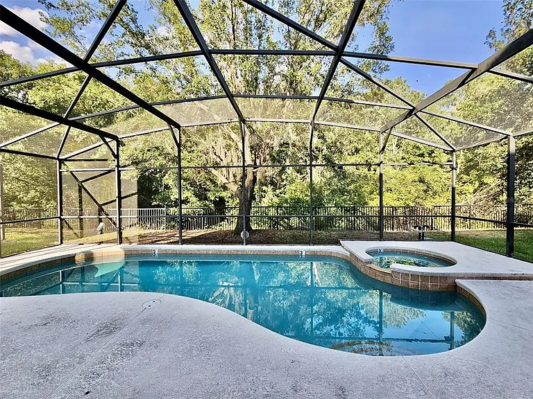 1071 Marcello Blvd — Photo 25