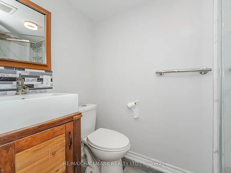 88 Bernick Dr — Photo 22