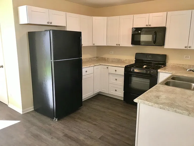 746 Four Seasons Blvd #746 — Photo 4