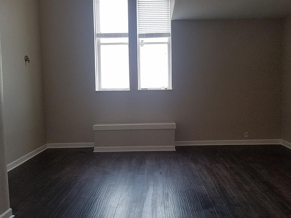 4th image of 3556 Shenandoah Ave APT 206