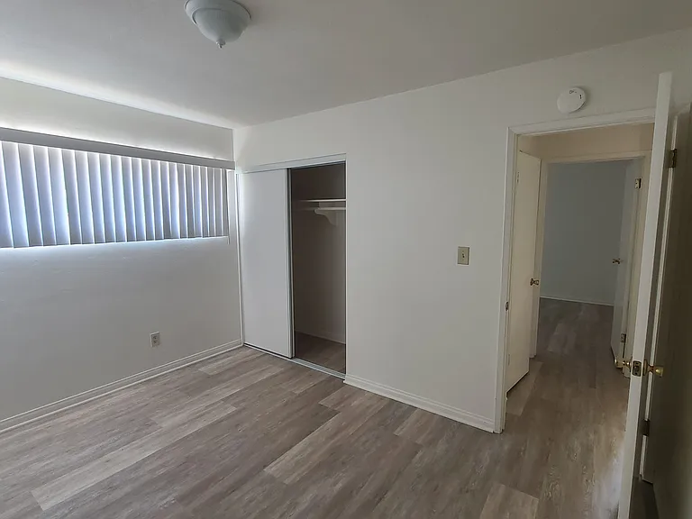 516 Madison Ave #C — Photo 7