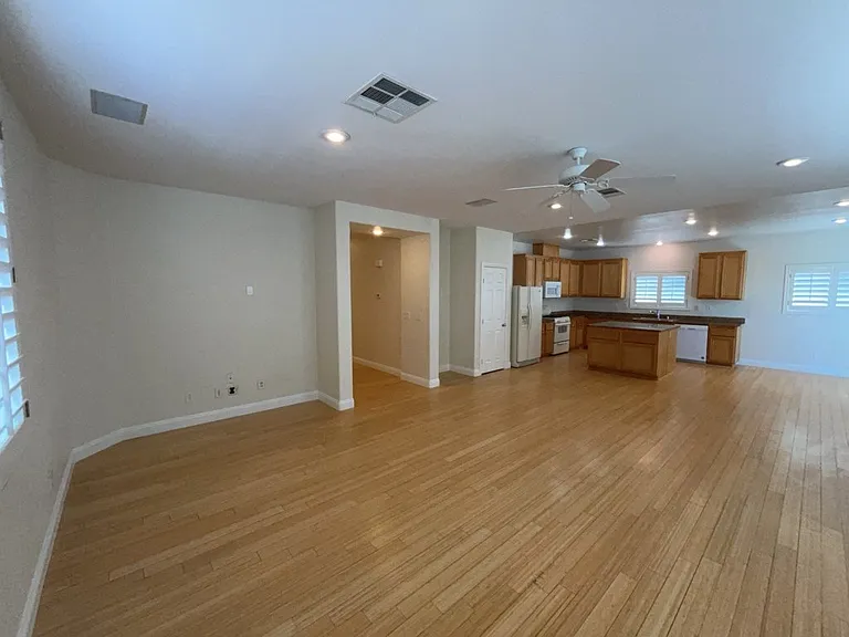 6043 Eganridge Ct — Photo 8