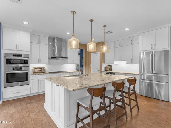 807 E MOUNTAIN VISTA Drive, Phoenix, AZ 85048
