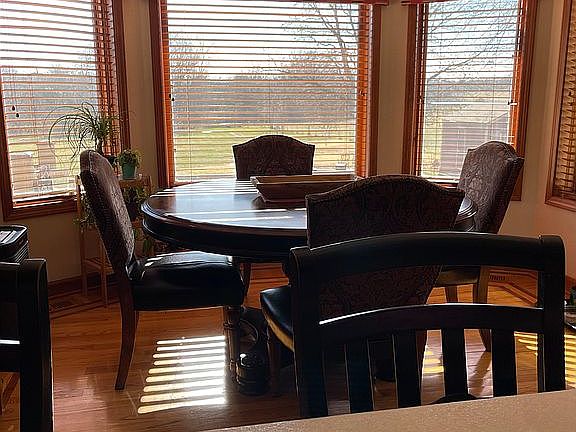 Kitchen Eating area