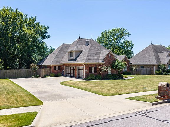 3rd image of 1612 Granite Ln