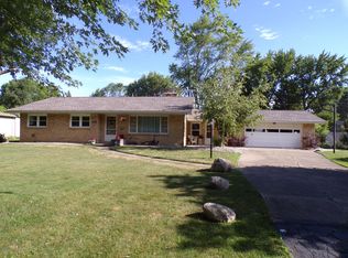525 Monica Dr, Benton Harbor, MI 49022