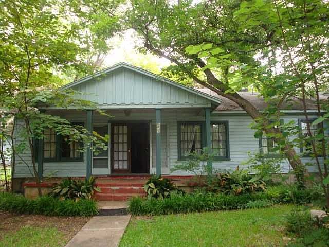 1st image of 209 Little Walnut Dr