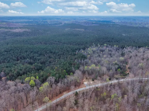 2025 Williams Grove Rd, Camden, TN 38320