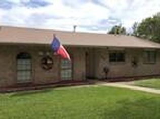 1324 Iris Ln, Lewisville, TX 75067