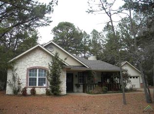 252 Green Meadow Trl, Holly Lake Ranch, TX 75765