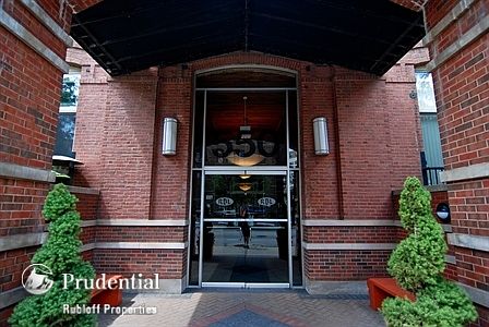 1st image of 550 N Kingsbury St APT 608