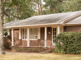 520 Trapier Dr, Charleston, SC 29412
