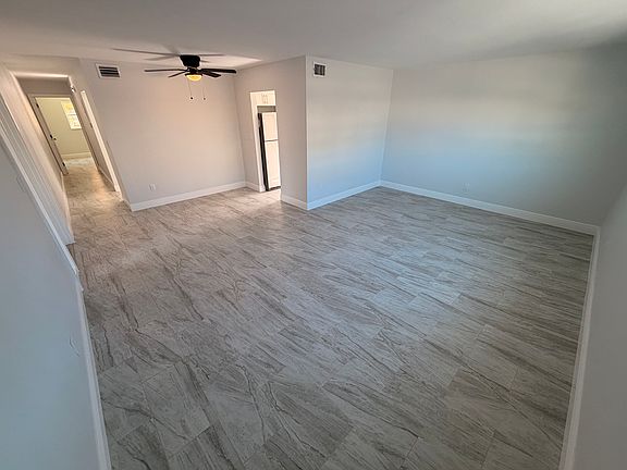 2nd image of 165 117th Ave APT 4