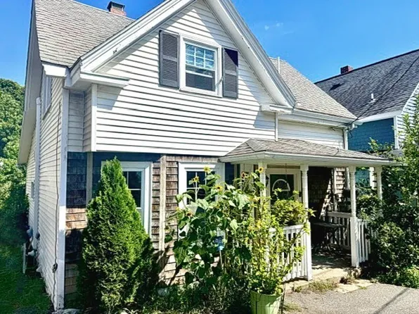 8 May St, Beverly, MA 01915