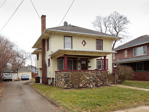 2nd image of 25 Riverview Ave