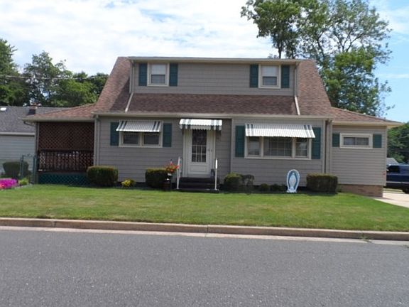 2nd image of 631 E Frech Ave