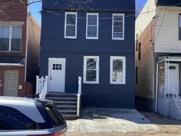 41 New St, Jersey City, NJ 07305