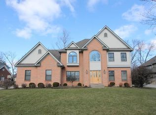9621 Burnet Isle Dr, Dayton, OH 45458