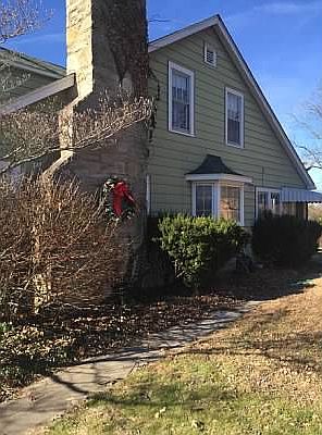 603 Olive St. : Chimney (East)