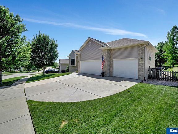 5th image of 7333 Shirl Dr