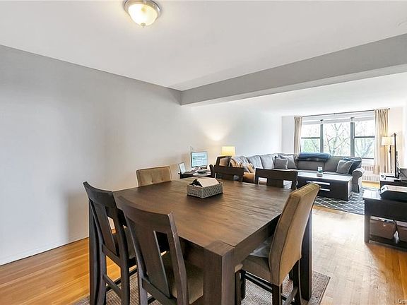 4th image of 119 S Highland Ave APT 5C