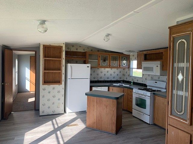 1st image of 173 Carmen Ln
