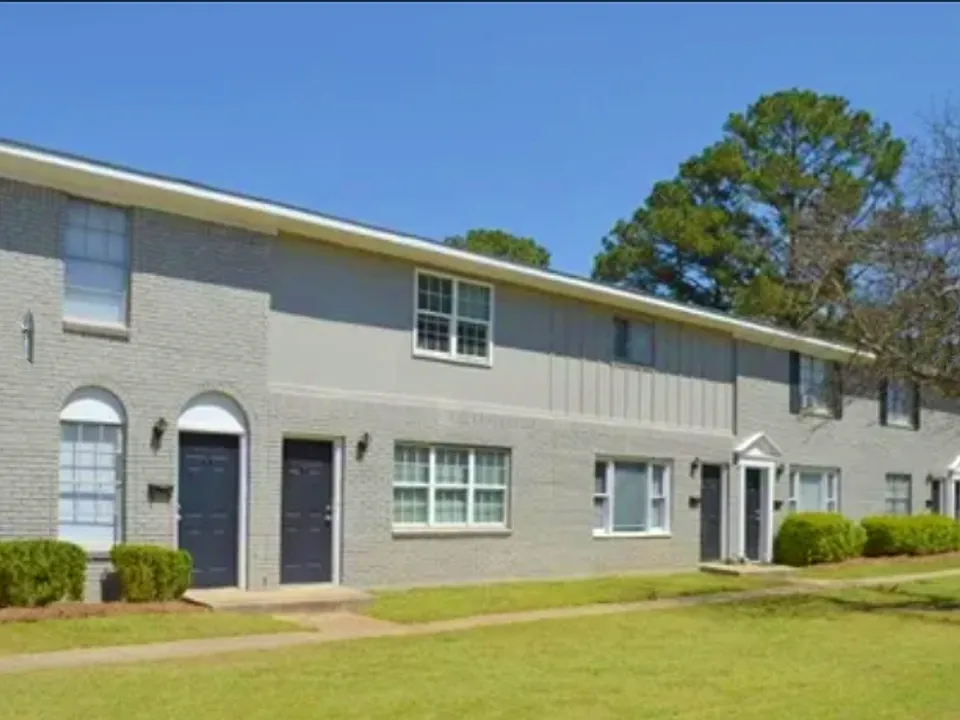 Foxwood Townhomes