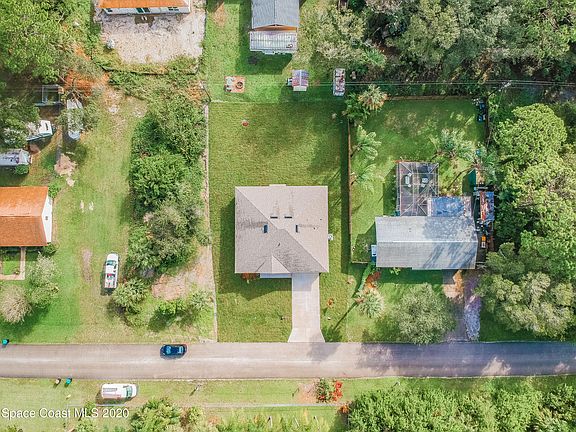 5th image of 584 San Filippo Dr SE