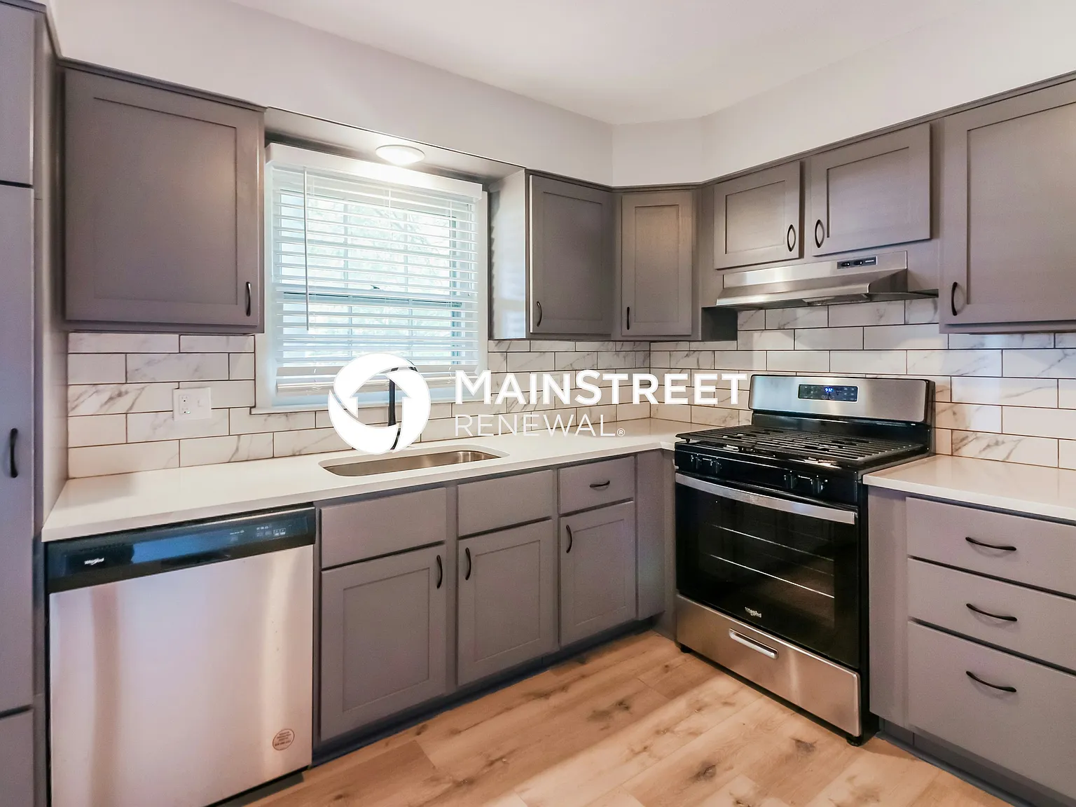 1204 RICE ST — Photo 4