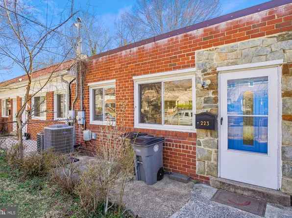 223 N Adams St, Rockville, MD 20850