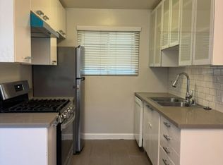 8532 Saturn St., Los Angeles, CA 90035