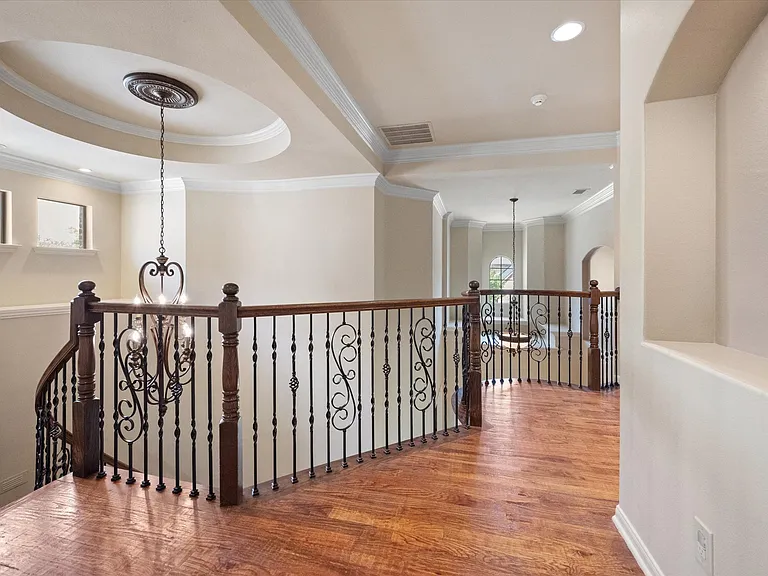 10941 Yorkshire Ln — Photo 27