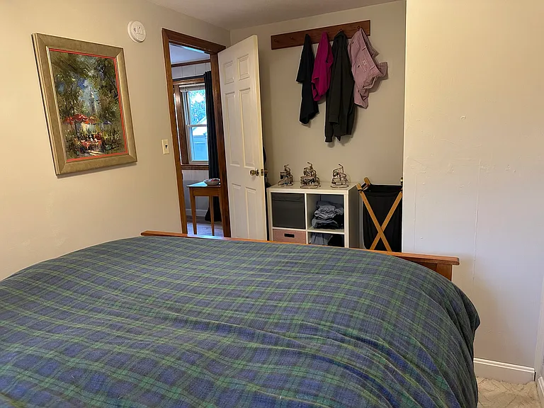 28 Howard St #R — Photo 12
