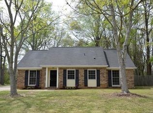 116 Greenway Ct #1, Matthews, NC 28104