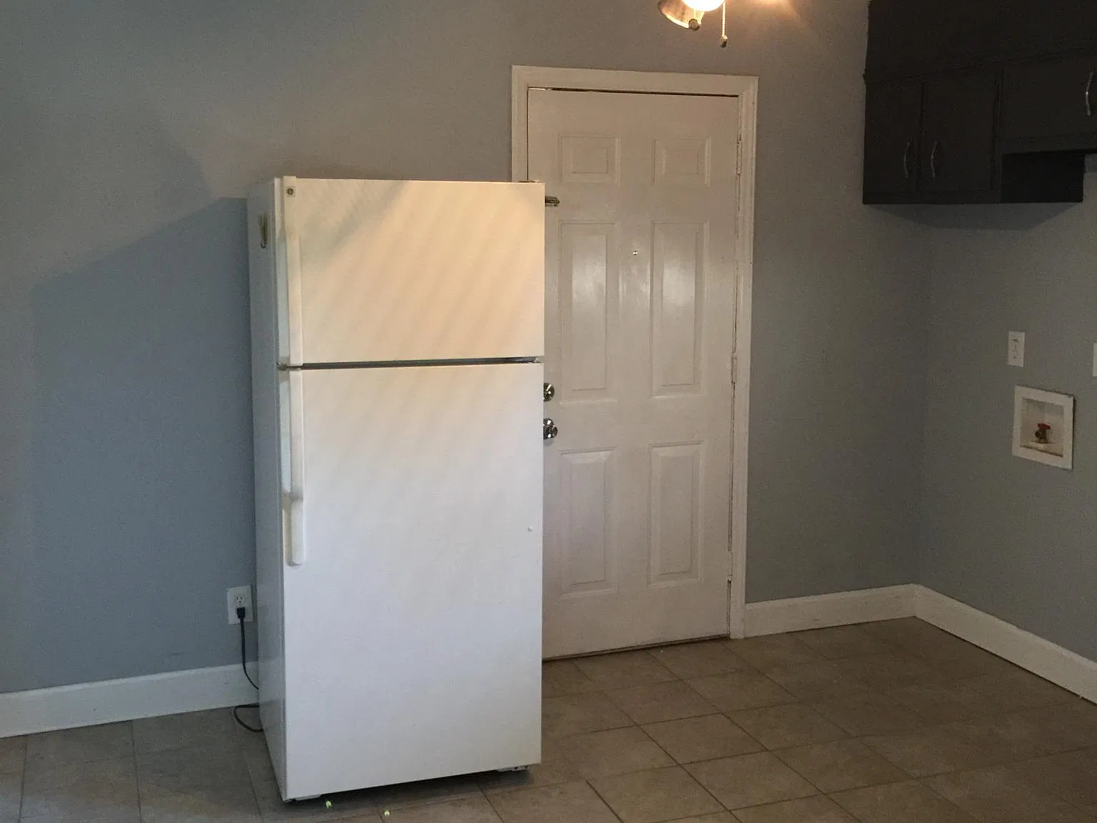 3 bed, 1036 sqft, $1,650 — Photo 3