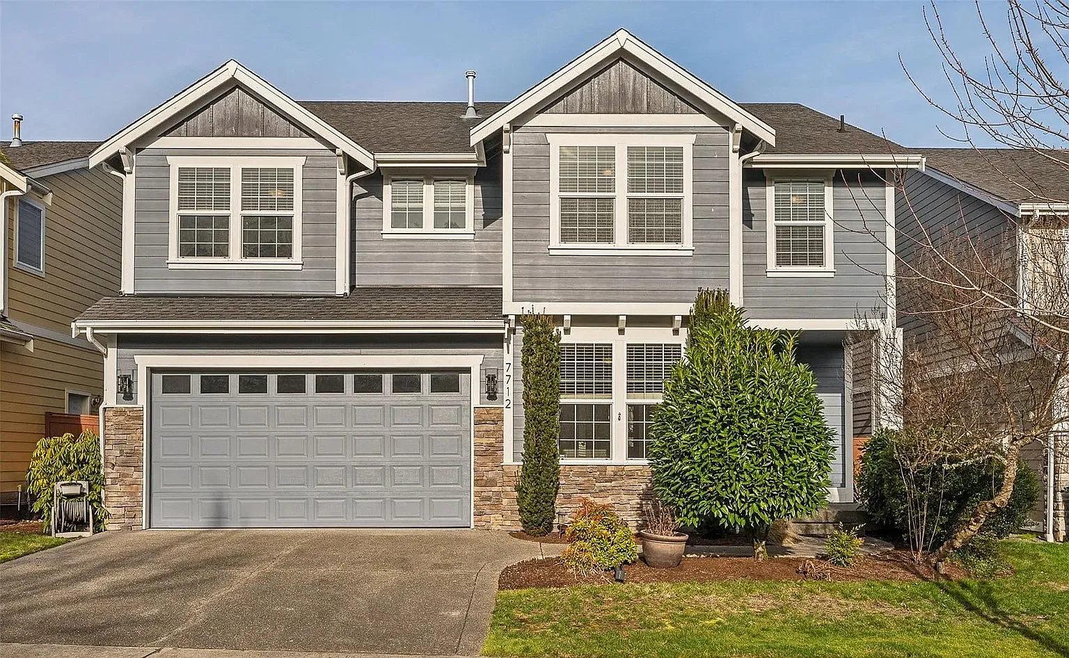4 bed, 2.5 bath, 3005 sqft, $3,400 — Photo 1