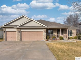 17416 Walnut St, Omaha, NE 68130