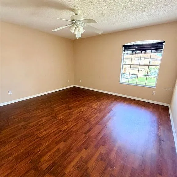 847 Whispering Cypress Ln — Photo 28