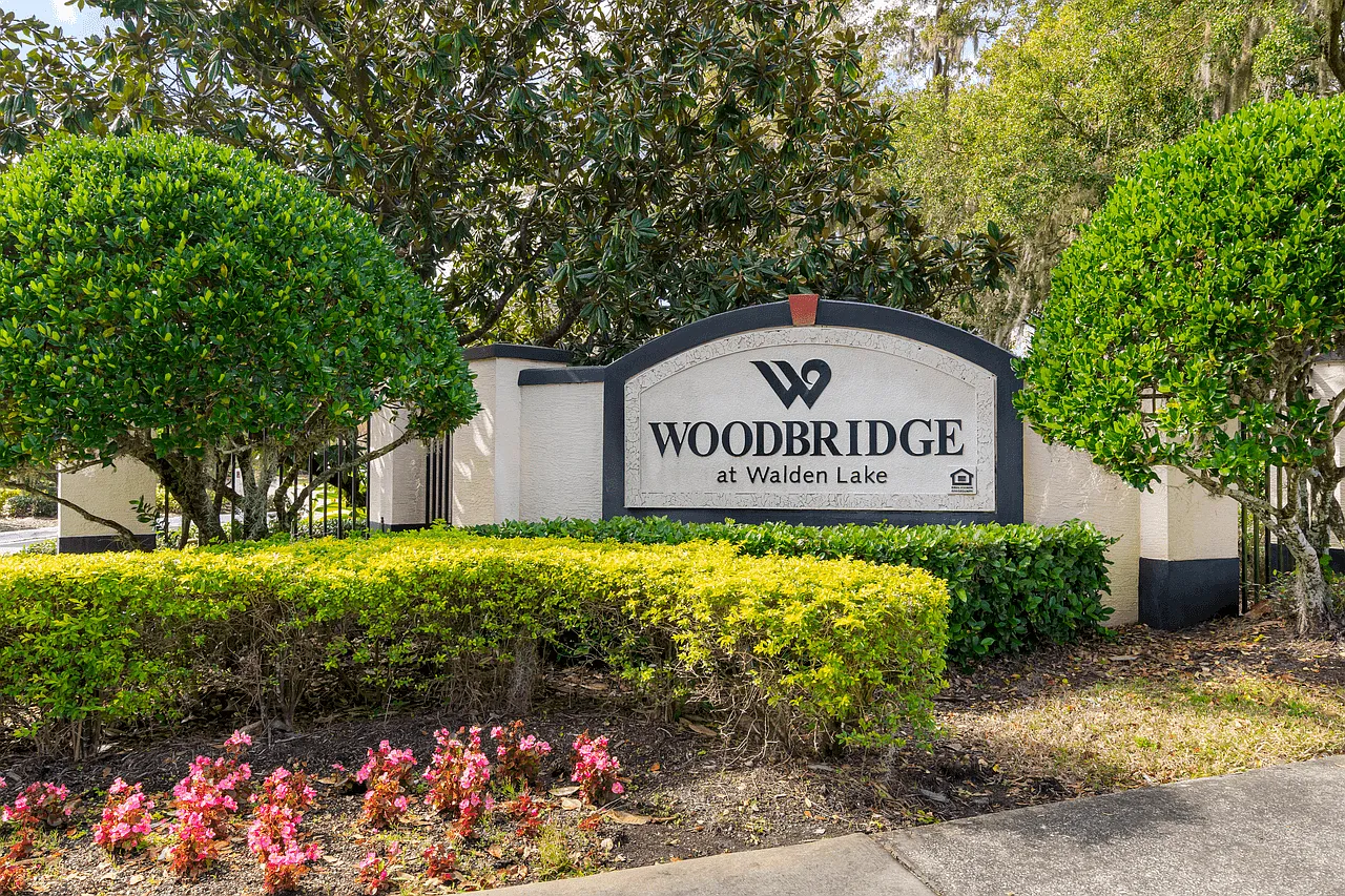Woodbridge at Walden Lake Apartments — Photo 1