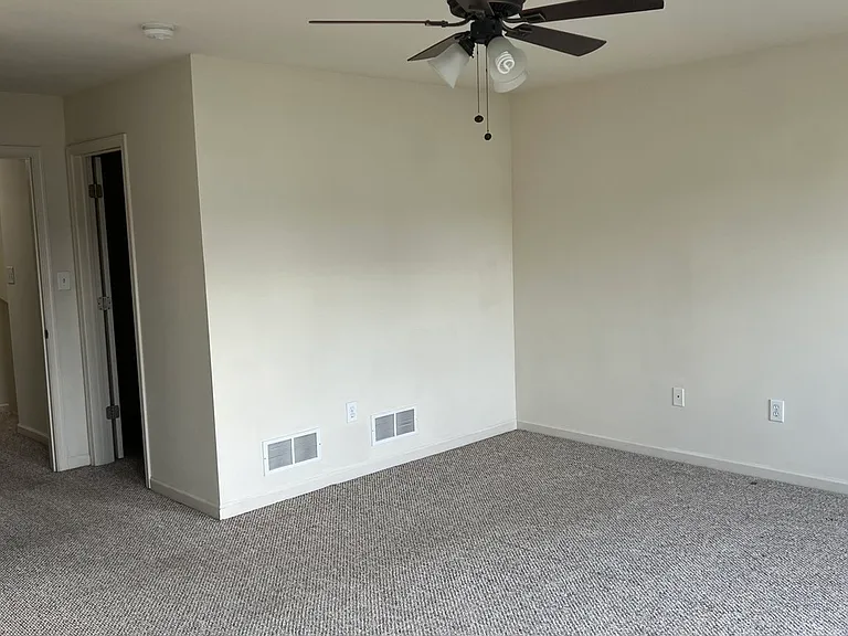 6200 Addison Dr — Photo 23